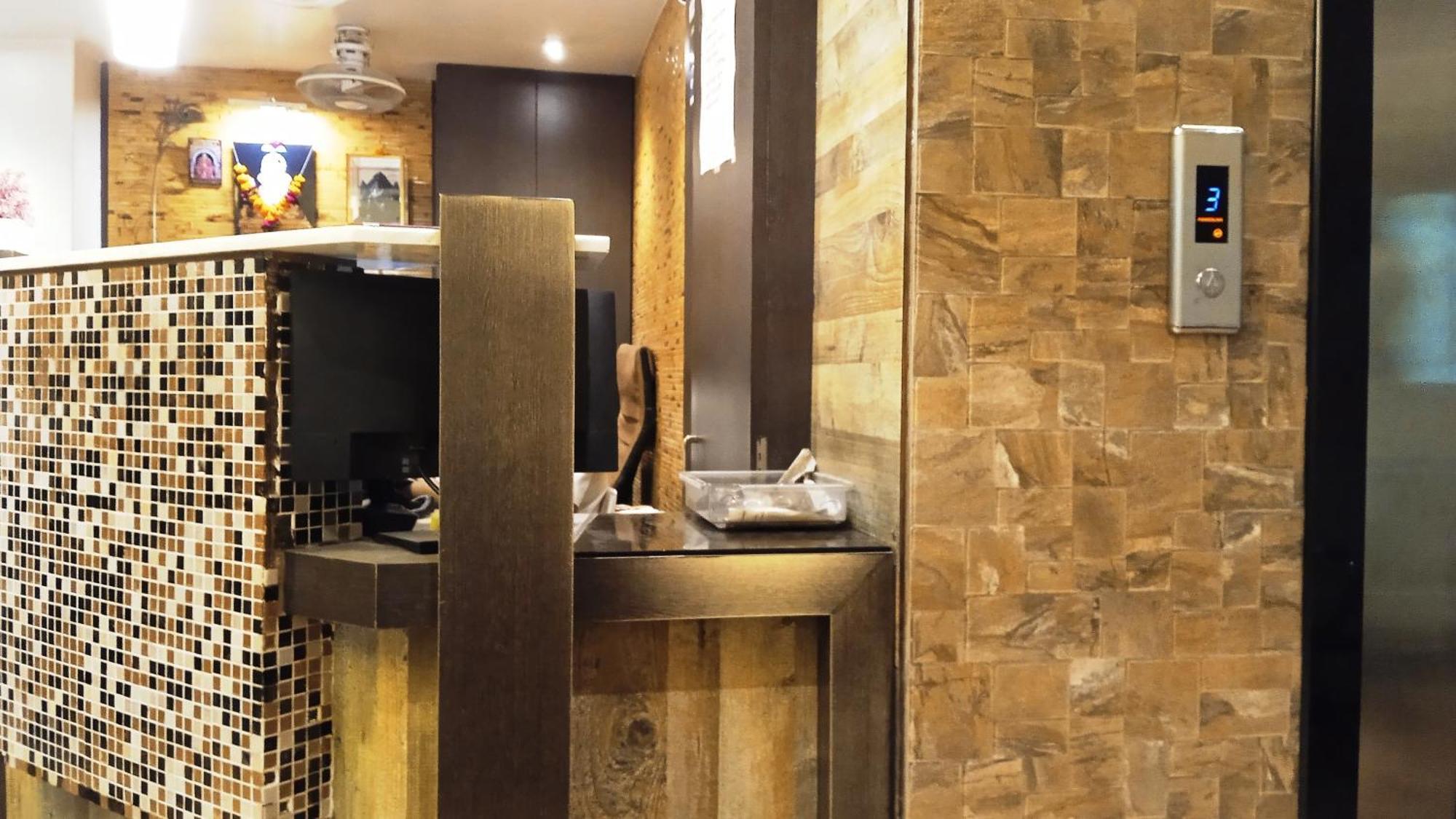 Hotel Ramniwas Τζαλγκαόν Εξωτερικό φωτογραφία